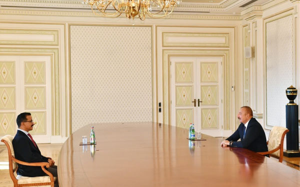 ilham-eliyev-dp-world-sirketler-qrupunun-sedri-ve-icraci-direktorunu-qebul-edib